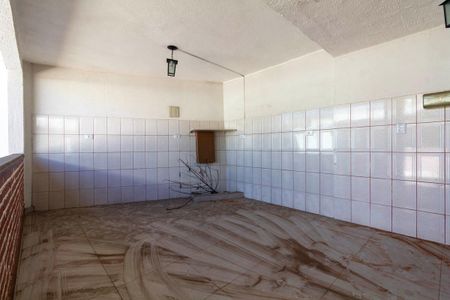 Casa para alugar com 120m², 2 quartos e 3 vagas