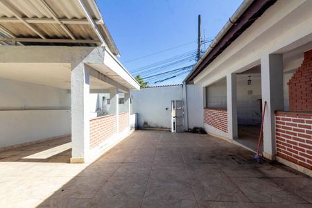 Casa para alugar com 120m², 2 quartos e 3 vagas