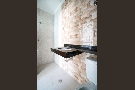 Banheiro de kitnet/studio para alugar com 1 quarto, 27m² em Vila Sao Geraldo, São Paulo