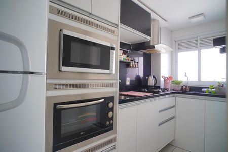Cozinha de apartamento à venda com 2 quartos, 65m² em São José, Porto Alegre