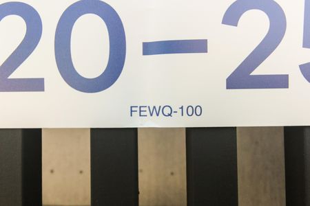 Studio para alugar com 28m², 1 quarto e sem vaga Studio para alugar com 28m², 1 quarto e sem vagaFachada - Placa Código FEWQ-100