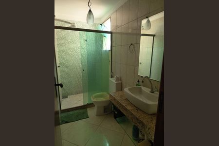 Apartamento para alugar com 120m², 3 quartos e 1 vaga Apartamento para alugar com 120m², 3 quartos e 1 vagaBanheiro