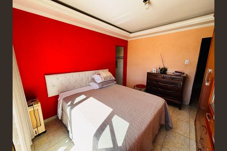 Casa à venda com 315m², 6 quartos e 2 vagas Casa à venda com 315m², 6 quartos e 2 vagasSuíte 2