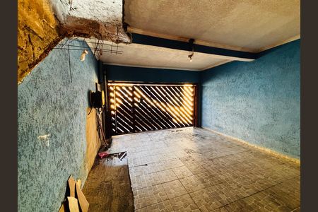 Garagem de casa à venda com 6 quartos, 315m² em Vila Sao Silvestre, Barueri