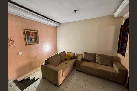 Casa à venda com 315m², 6 quartos e 2 vagas Casa à venda com 315m², 6 quartos e 2 vagasSala