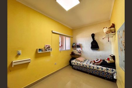 Casa à venda com 315m², 6 quartos e 2 vagas Casa à venda com 315m², 6 quartos e 2 vagasQuarto