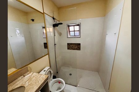 Casa à venda com 315m², 6 quartos e 2 vagas Casa à venda com 315m², 6 quartos e 2 vagasBanheiro