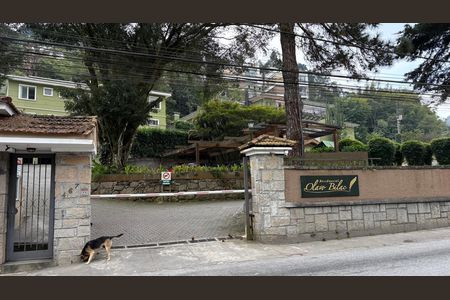 Casa de condomínio para alugar com 246m², 1 quarto e 2 vagas Casa de condomínio para alugar com 246m², 1 quarto e 2 vagasFachada e portaria