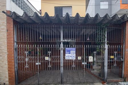 Fachada  de casa à venda com 4 quartos, 210m² em Vila Mazzei, São Paulo