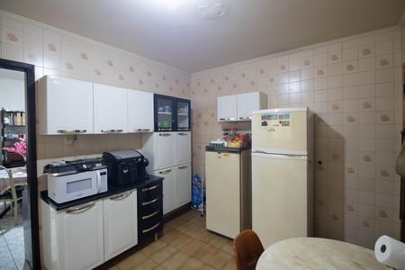 Cozinha  de casa à venda com 4 quartos, 210m² em Vila Mazzei, São Paulo