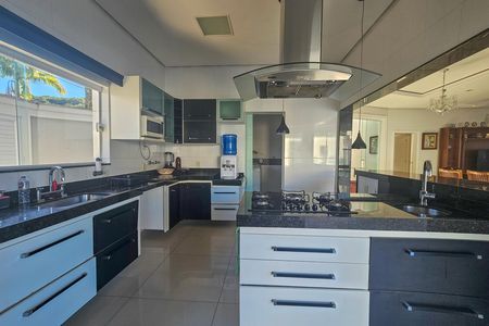 Casa de Condomínio para alugar com 5 quartos, 380m² em Balneario Praia do Pernambuco, Guarujá