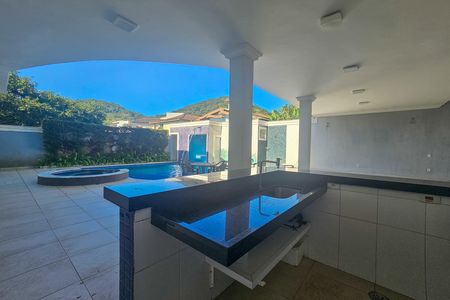 Casa de Condomínio para alugar com 5 quartos, 380m² em Balneario Praia do Pernambuco, Guarujá
