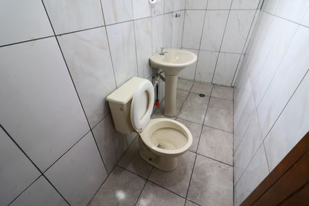 Casa para alugar com 60m², 1 quarto e sem vagaBanheiro