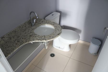 Banheiro de kitnet/studio à venda com 1 quarto, 40m² em Pacaembu, São Paulo
