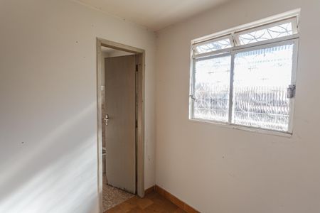 Casa à venda com 500m², 4 quartos e 2 vagas Casa à venda com 500m², 4 quartos e 2 vagasQuarto de serviço
