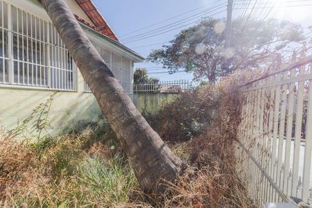 Casa à venda com 500m², 4 quartos e 2 vagas Casa à venda com 500m², 4 quartos e 2 vagasQuintal
