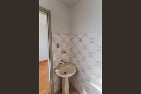 Casa à venda com 500m², 4 quartos e 2 vagas Casa à venda com 500m², 4 quartos e 2 vagasBanheiro de serviço