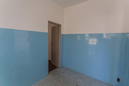 Casa à venda com 500m², 4 quartos e 2 vagas Casa à venda com 500m², 4 quartos e 2 vagasCasa 2 - Cozinha