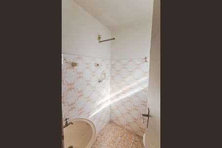 Casa à venda com 500m², 4 quartos e 2 vagas Casa à venda com 500m², 4 quartos e 2 vagasBanheiro de serviço