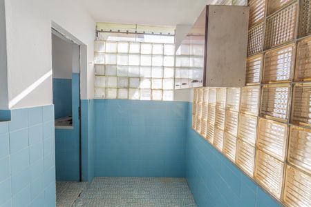 Casa à venda com 500m², 4 quartos e 2 vagas Casa à venda com 500m², 4 quartos e 2 vagasCasa 2 - Área de serviço