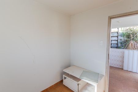 Casa à venda com 500m², 4 quartos e 2 vagas Casa à venda com 500m², 4 quartos e 2 vagasQuarto de serviço