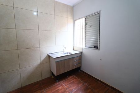 Sala/Cozinha de casa para alugar com 2 quartos, 95m² em Santo Antônio, Osasco