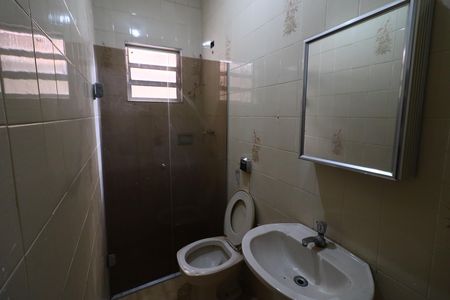 Casa para alugar com 95m², 2 quartos e 1 vagaBanheiro social
