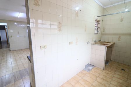 Área de serviço de casa para alugar com 2 quartos, 90m² em Santo Antônio, Osasco