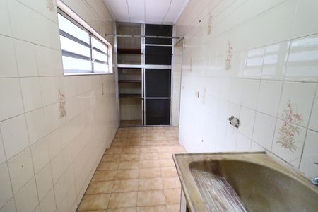 Casa para alugar com 90m², 2 quartos e 1 vagaÁrea de serviço