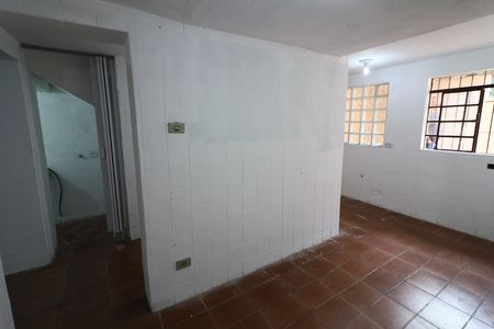 Cozinha de casa para alugar com 1 quarto, 45m² em Santo Antônio, Osasco