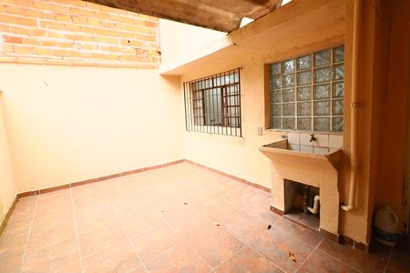 Casa para alugar com 45m², 1 quarto e sem vagaÁrea de Serviço
