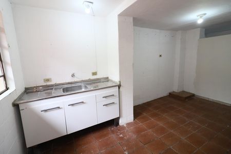 Cozinha de casa para alugar com 1 quarto, 45m² em Santo Antônio, Osasco
