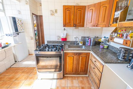 cozinha de apartamento para alugar com 3 quartos, 192m² em Padre Eustáquio, Belo Horizonte
