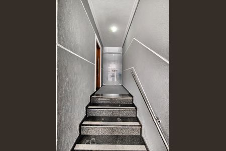 Casa à venda com 177m², 4 quartos e 4 vagas Casa à venda com 177m², 4 quartos e 4 vagasAntessala