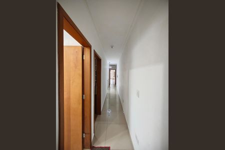 Casa à venda com 177m², 4 quartos e 4 vagas Casa à venda com 177m², 4 quartos e 4 vagasCorredor - Quartos