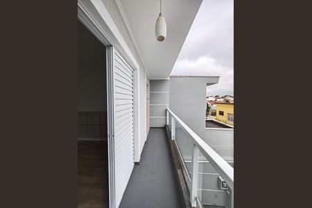 Casa à venda com 177m², 4 quartos e 4 vagas Casa à venda com 177m², 4 quartos e 4 vagasVaranda da Suíte