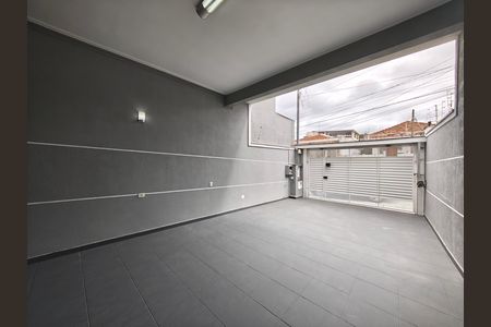 Casa à venda com 177m², 4 quartos e 4 vagas Casa à venda com 177m², 4 quartos e 4 vagasGaragem