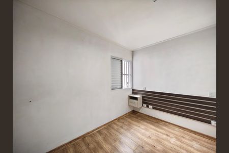 Casa à venda com 177m², 4 quartos e 4 vagas Casa à venda com 177m², 4 quartos e 4 vagasQuarto 2