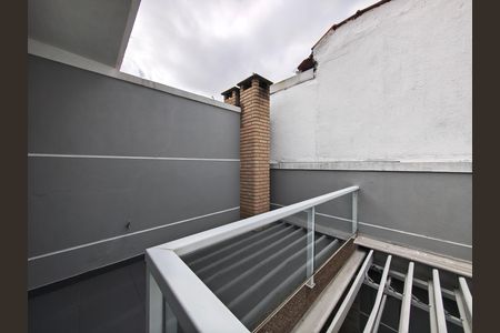 Varanda da Suíte 2 de casa à venda com 4 quartos, 177m² em Vila Santa Terezinha (zona Norte), São Paulo