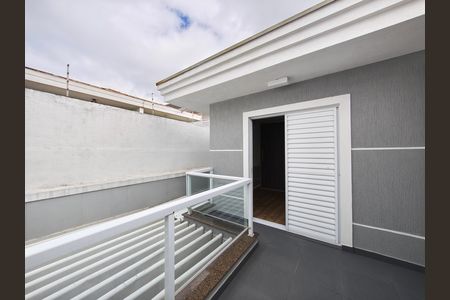Casa à venda com 177m², 4 quartos e 4 vagas Casa à venda com 177m², 4 quartos e 4 vagasVaranda da Suíte 2