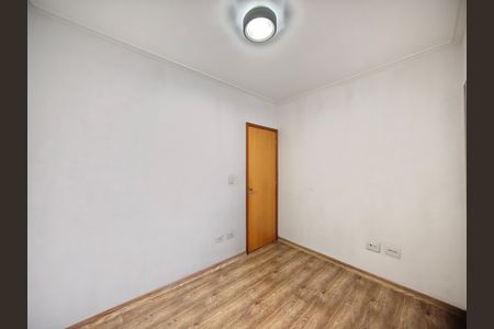 Casa à venda com 177m², 4 quartos e 4 vagas Casa à venda com 177m², 4 quartos e 4 vagasQuarto 1