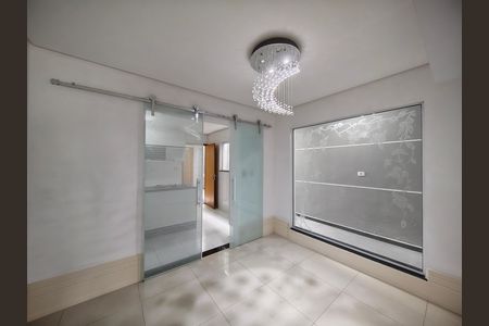 Casa à venda com 177m², 4 quartos e 4 vagas Casa à venda com 177m², 4 quartos e 4 vagasSala