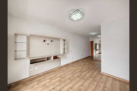 Casa à venda com 177m², 4 quartos e 4 vagas Casa à venda com 177m², 4 quartos e 4 vagasSuíte