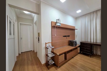 Apartamento para alugar com 80m², 2 quartos e 1 vaga Apartamento para alugar com 80m², 2 quartos e 1 vagaSala