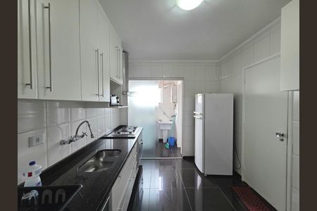 Apartamento para alugar com 80m², 2 quartos e 1 vaga Apartamento para alugar com 80m², 2 quartos e 1 vagaCozinha