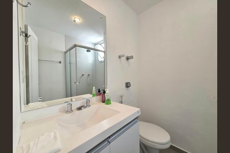 Apartamento para alugar com 80m², 2 quartos e 1 vaga Apartamento para alugar com 80m², 2 quartos e 1 vagaBanheiro Social