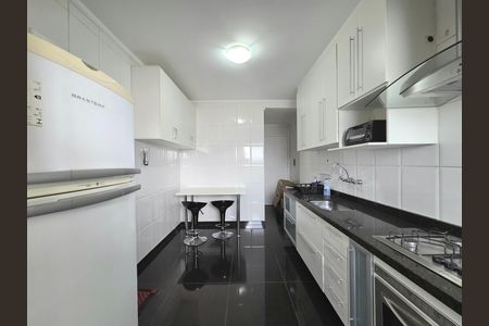 Apartamento para alugar com 80m², 2 quartos e 1 vaga Apartamento para alugar com 80m², 2 quartos e 1 vagaCozinha