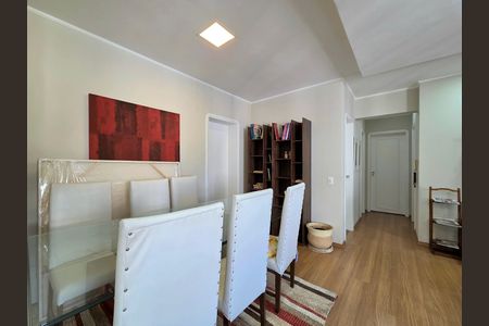 Apartamento para alugar com 80m², 2 quartos e 1 vaga Apartamento para alugar com 80m², 2 quartos e 1 vagaSala