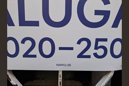 Placa  de apartamento para alugar com 1 quarto, 32m² em Santa Teresa, Rio de Janeiro