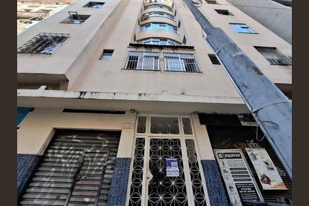 Fachada  de apartamento para alugar com 1 quarto, 32m² em Santa Teresa, Rio de Janeiro